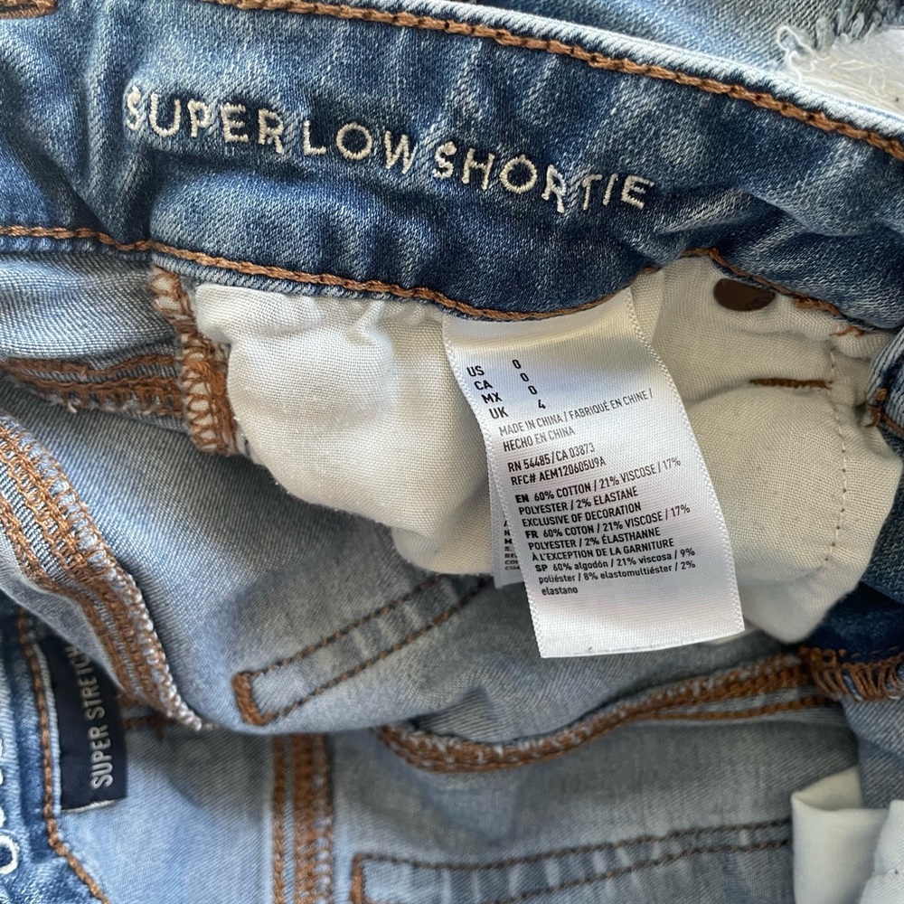 American Eagle Outfitter’s jean shorts - Picture 3 of 3
